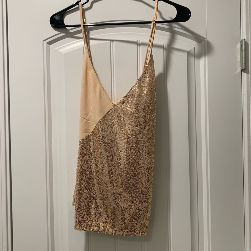 Brand new (with tags) - Sequin top!